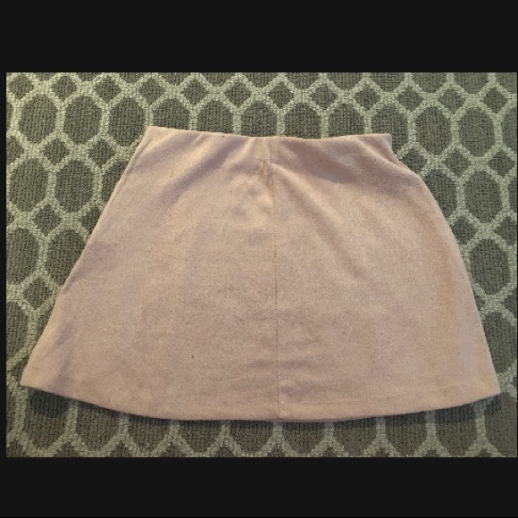 Brandy Melville suede skirt - Picture 2 of 2